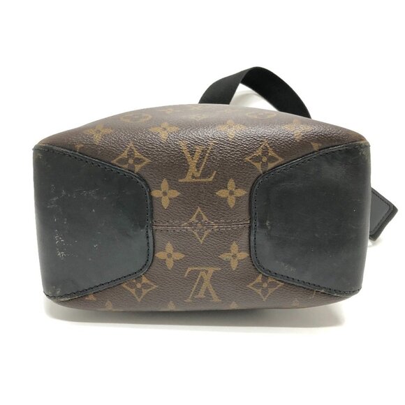 LOUIS VUITTON Black Monogram Canvas Shoulder Bag - Picture 3 of 16